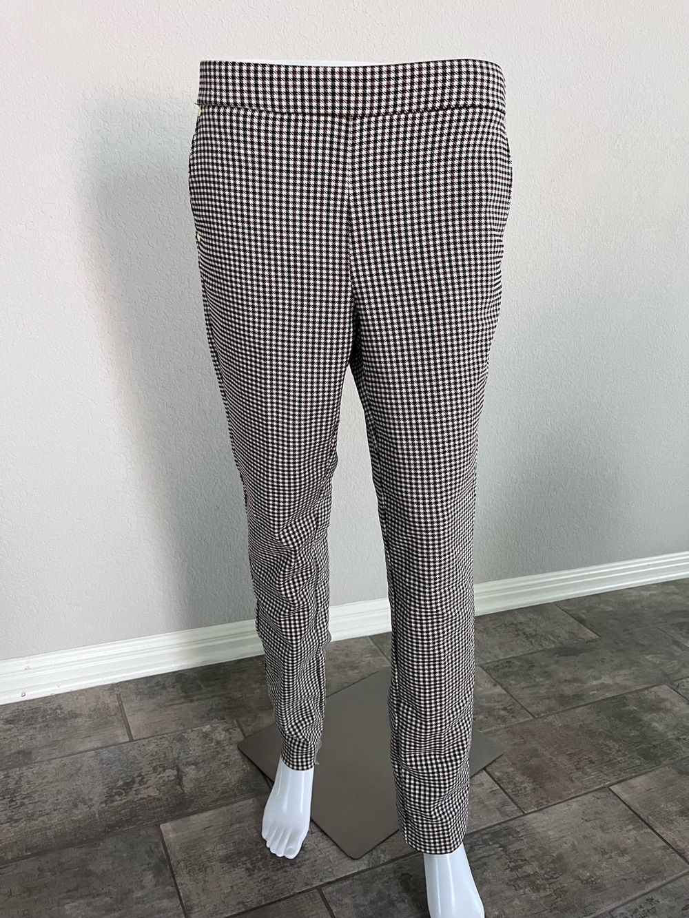 Anne Klein Brown and White Gingham Dress Pants